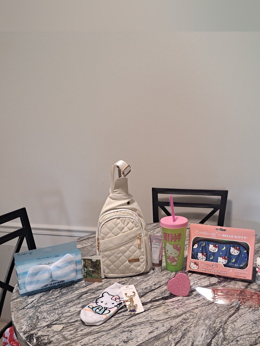 Hello Kitty 12 Pc Bundle With Quilted Sling Bag Tumbler The Crème Shop & More - Picture 16 of 17